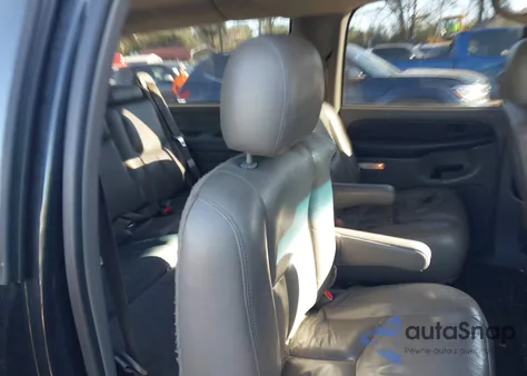 2003 Chevrolet Suburban 1500 Lt из США, поврежденный, VIN 1GNEC16Z23J159956